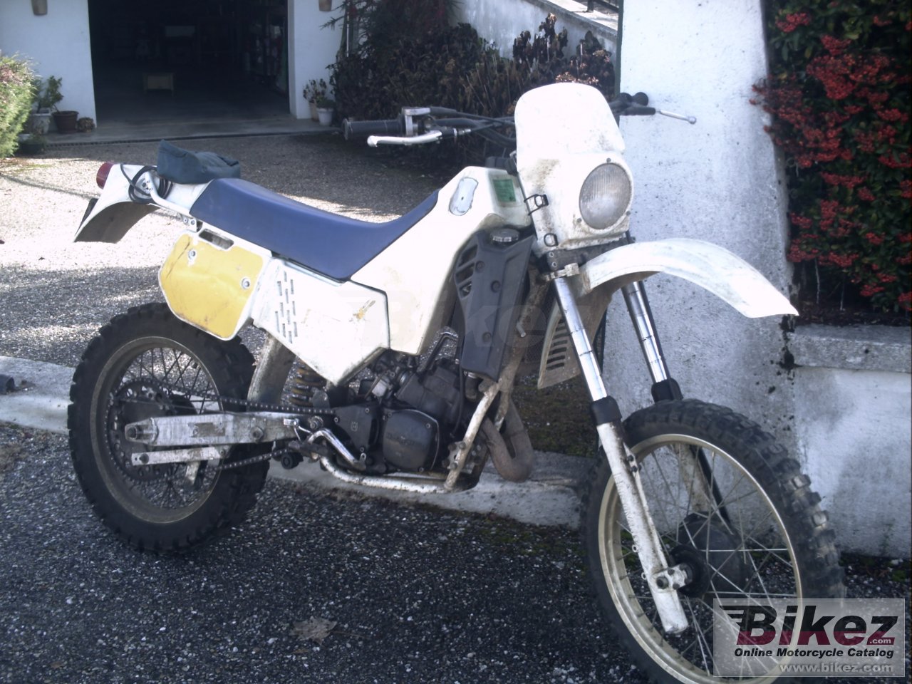 Big 85 125 wr picture and wallpaper from Bikez.com